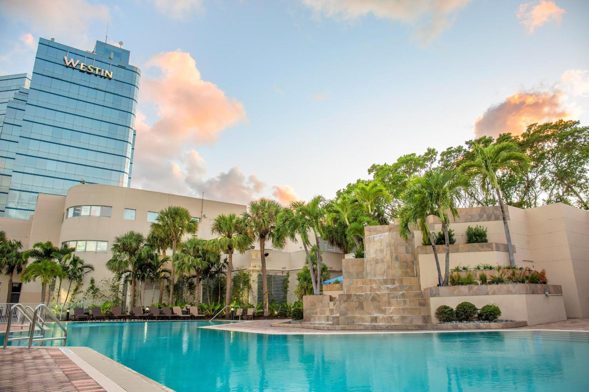 The Westin Fort Lauderdale Hotel Exterior photo